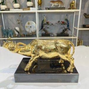 Tượng Trâu Mạ Vàng 24K – MV3